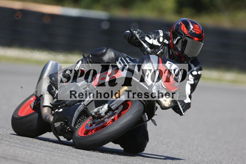 Archiv-2025/48 25.08.2025 Cornu Master School ADR/rot-rouge/103